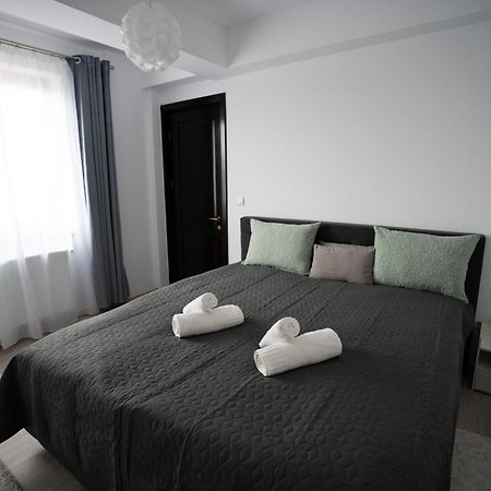 Alex 1 Apartament ยาช ภายนอก รูปภาพ